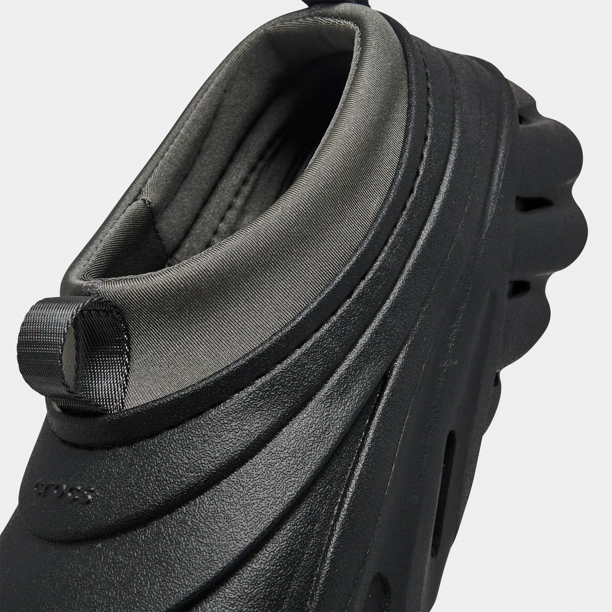 Crocs Echo Storm / Black