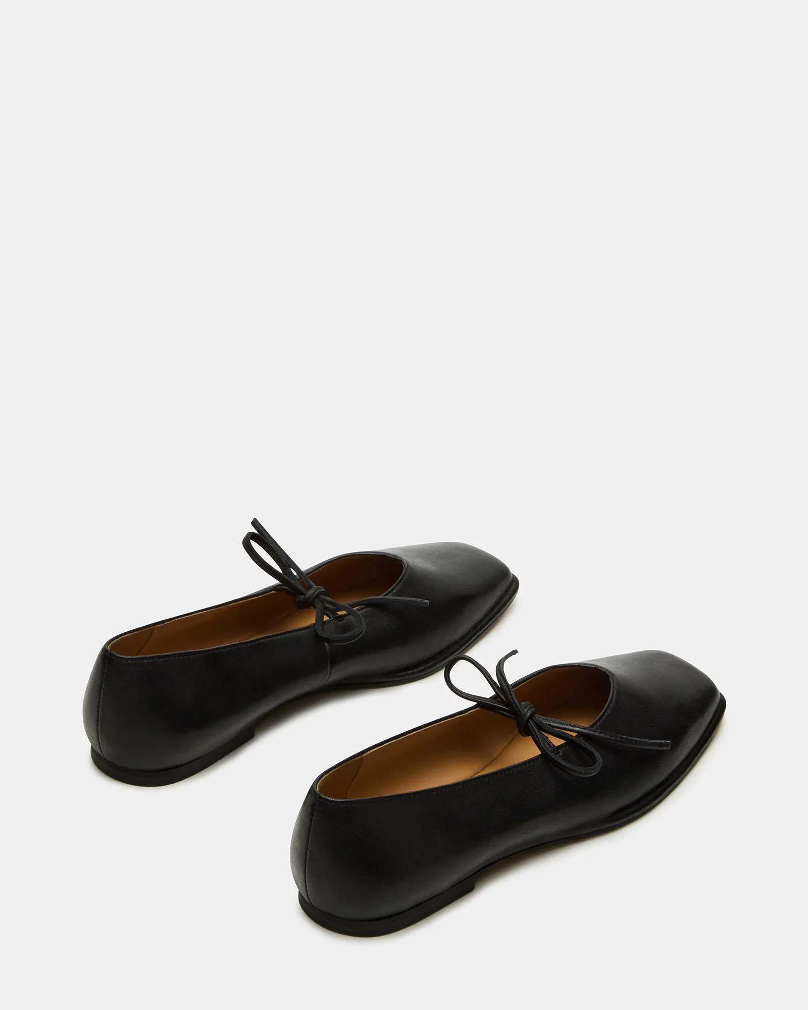 LOLA BLACK LEATHER