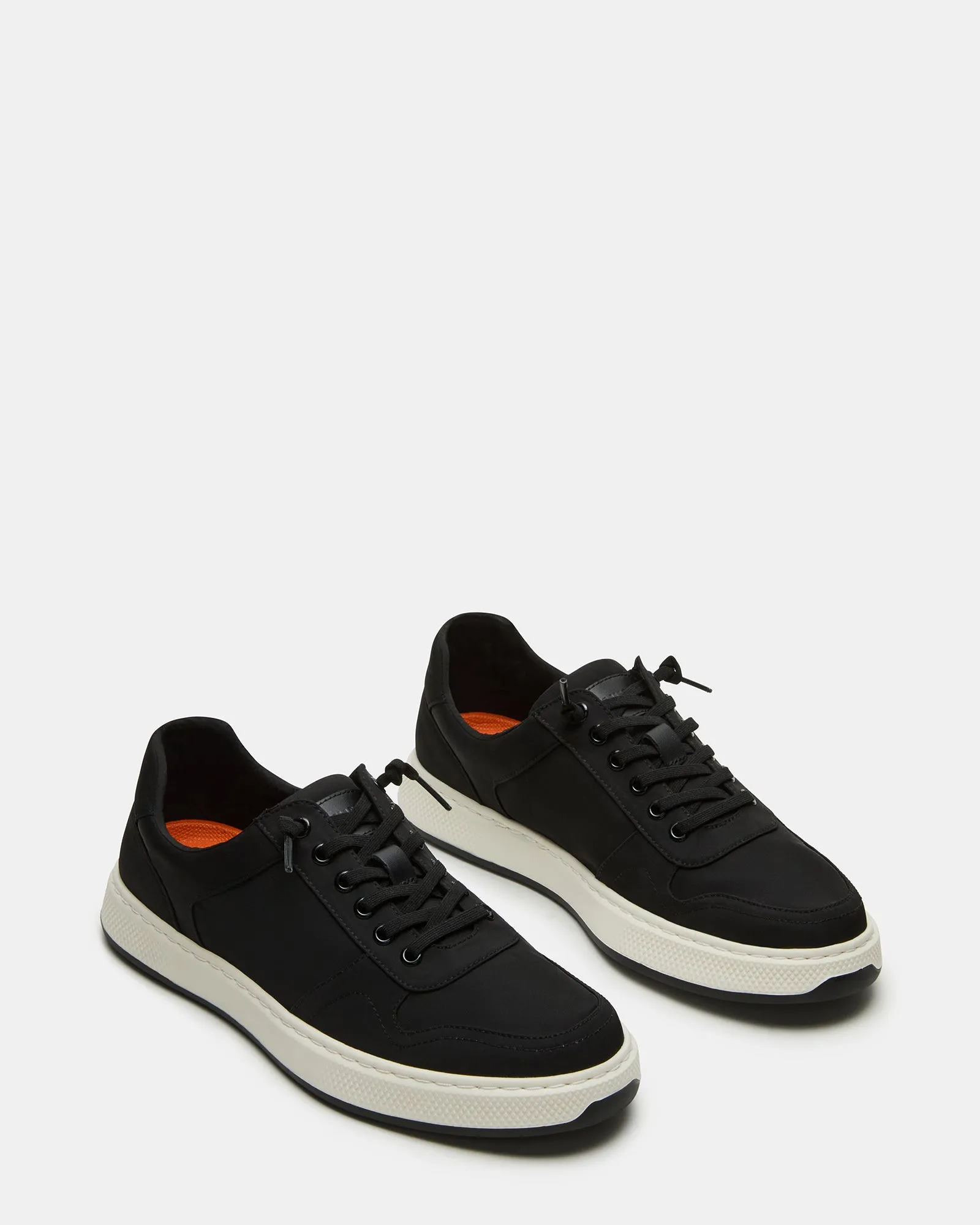 NOUCKIA BLACK