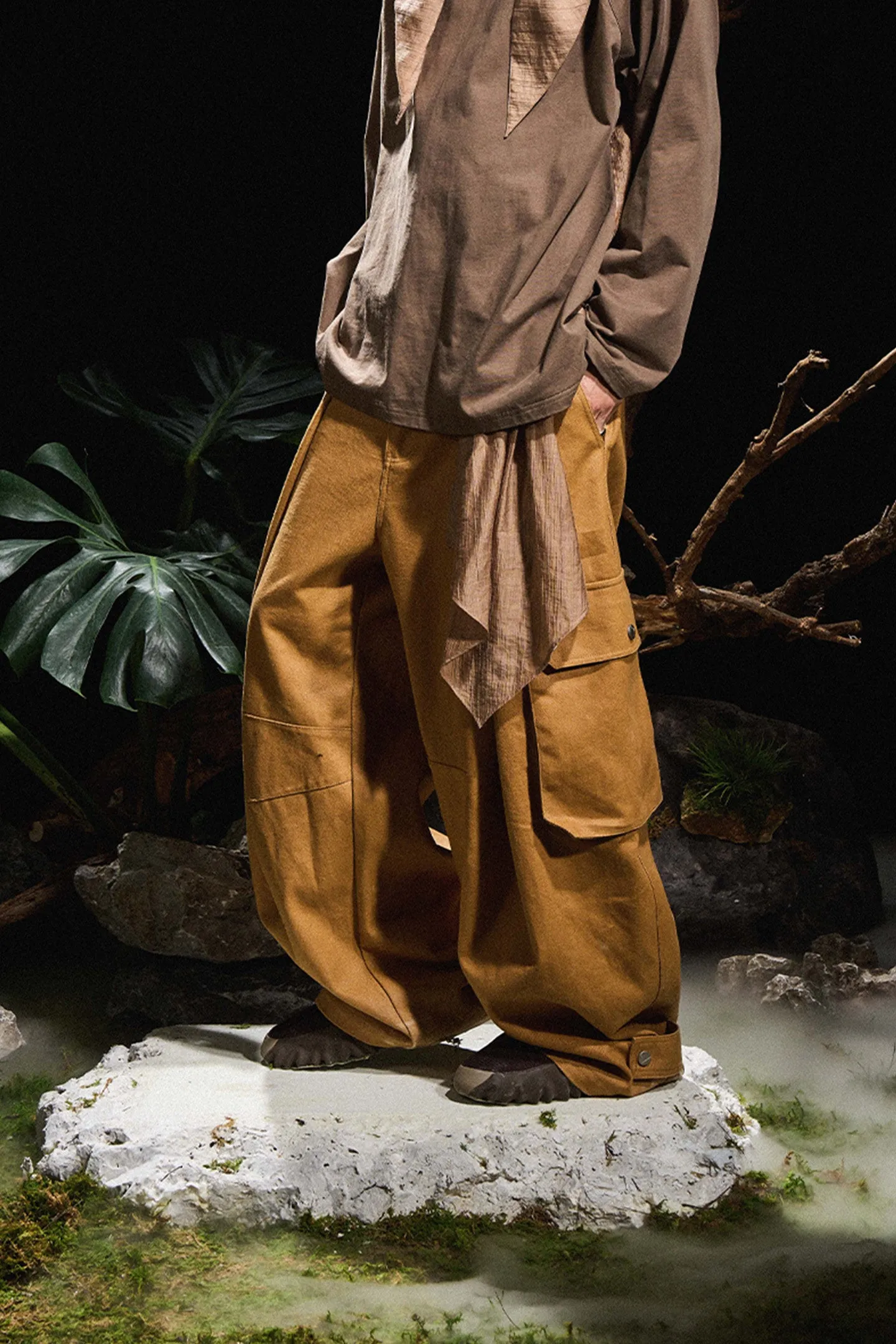 Removable Scarf Pleated Silhouette Trousers