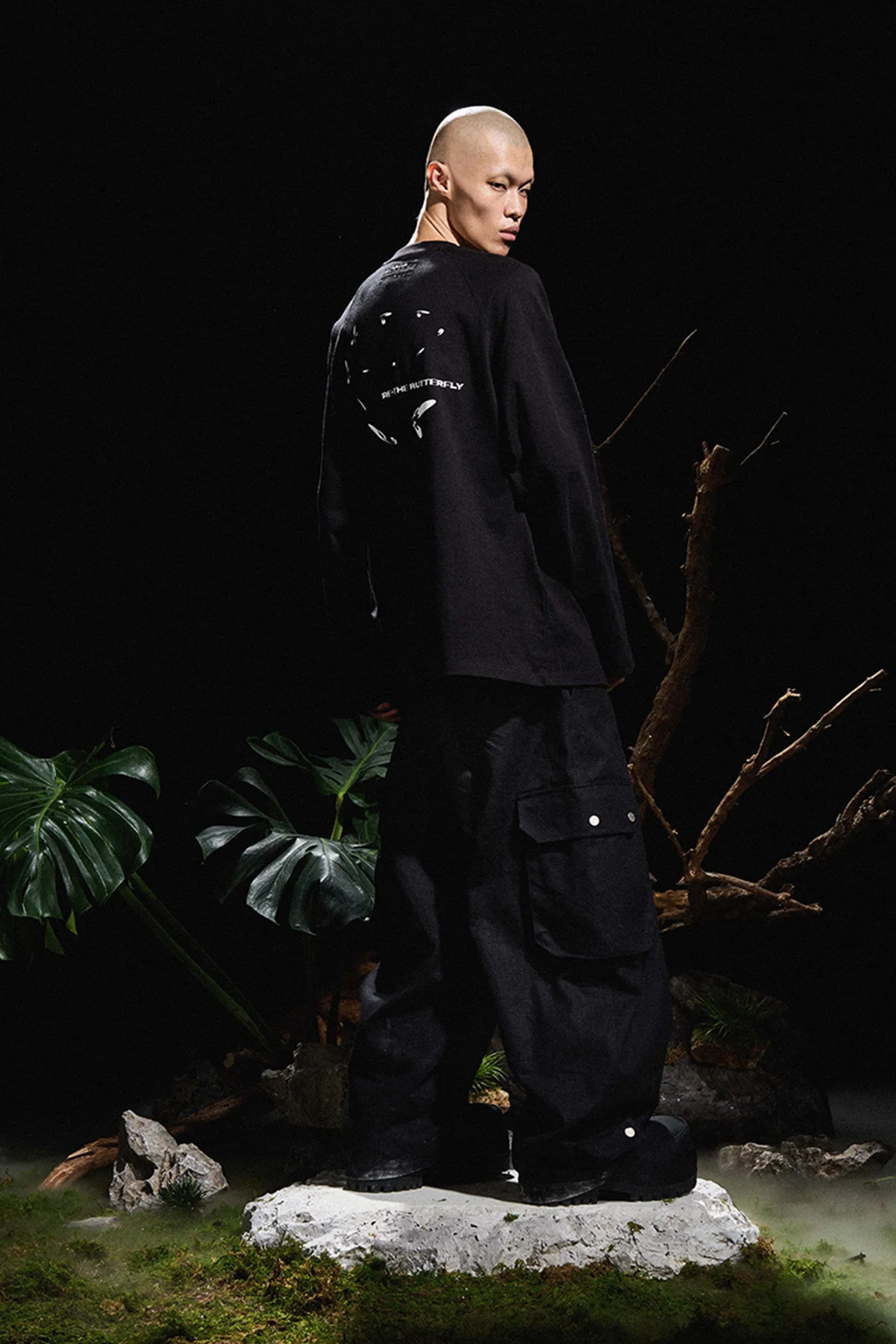 Removable Scarf Pleated Silhouette Trousers
