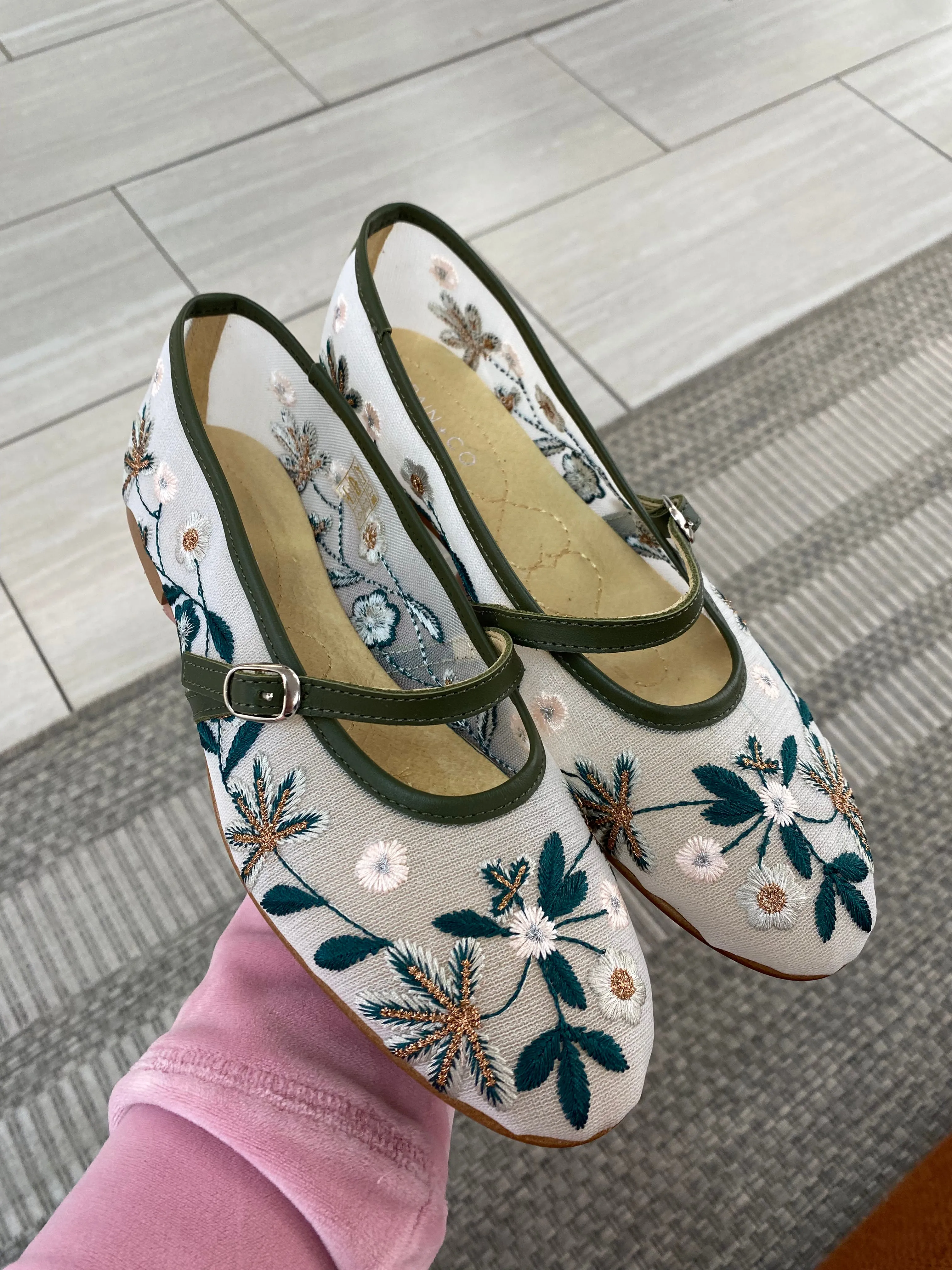 Spain Co Mesh Floral Embroidered Strap Flat