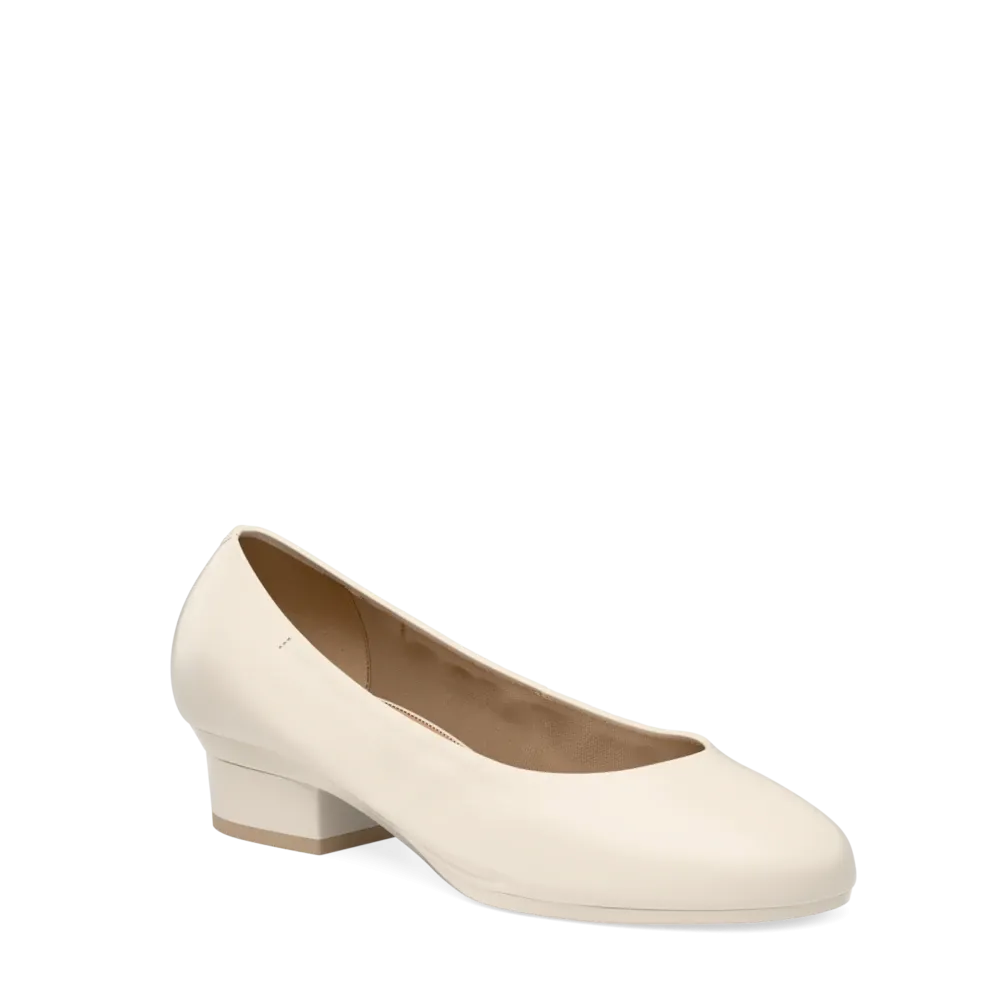 The Ballet Pump - Ivory Leather