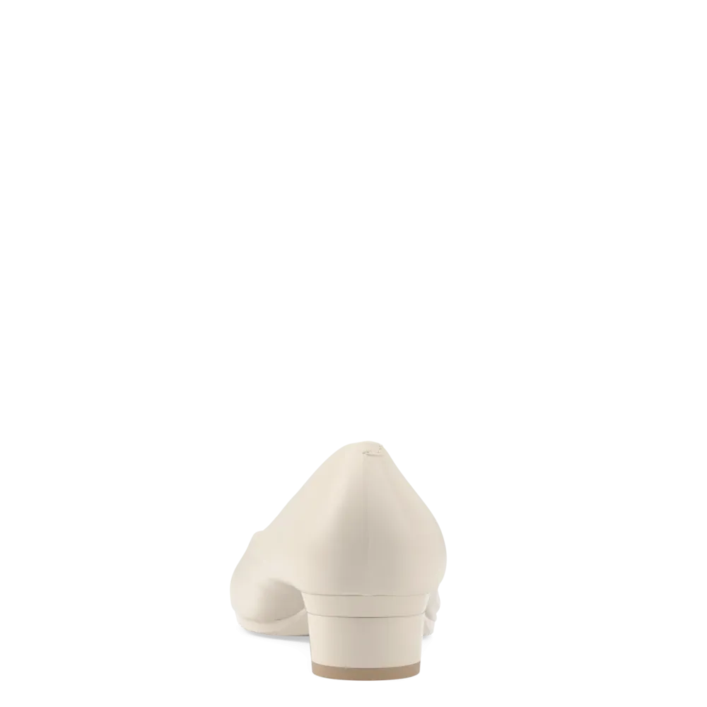 The Ballet Pump - Ivory Leather