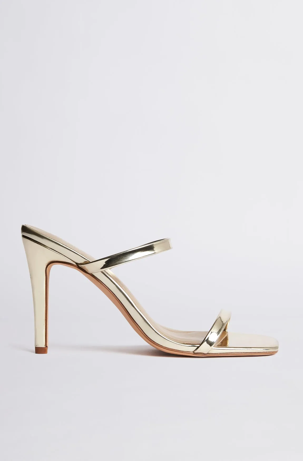 TINA HEEL