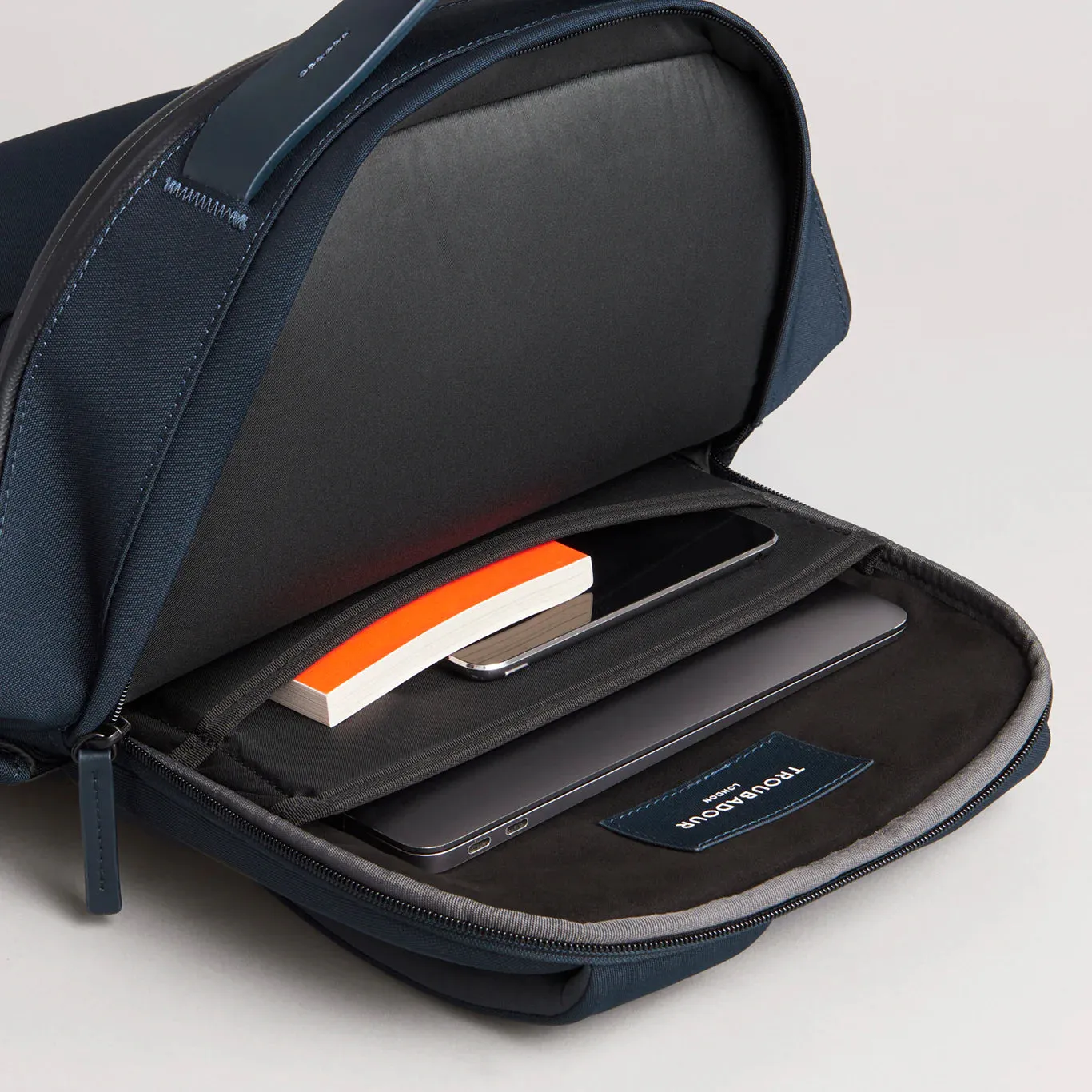Troubadour Apex Compact Backpack 3.0