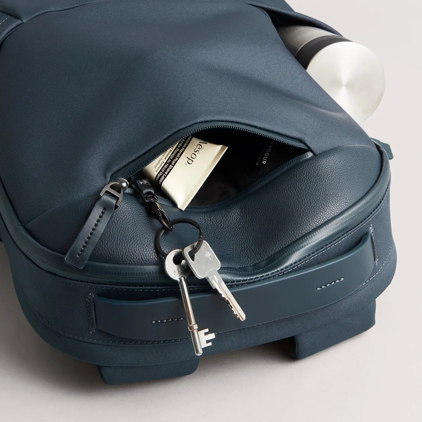 Troubadour Apex Compact Backpack 3.0